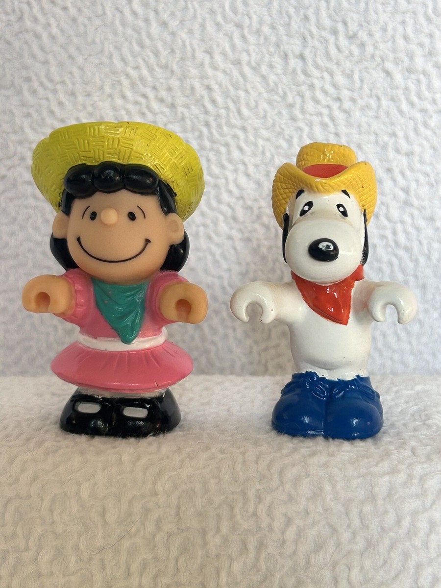Peanuts Lucy ソフビ フィギュア　ヴィンテージ　アメリカ購入 Peanuts PVC Figures Character Snoopy Lucy United Feature 1960s