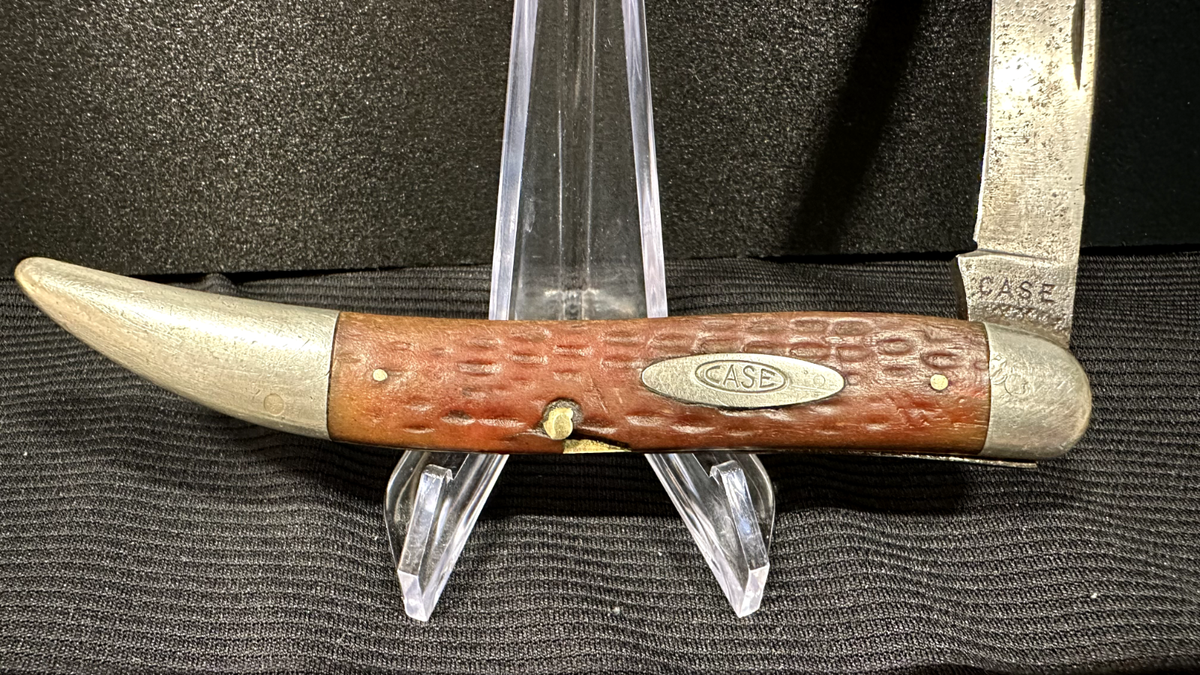 Case XX 1940-64 Genuine Red Bone 61093 Toothpick Knife - chip in