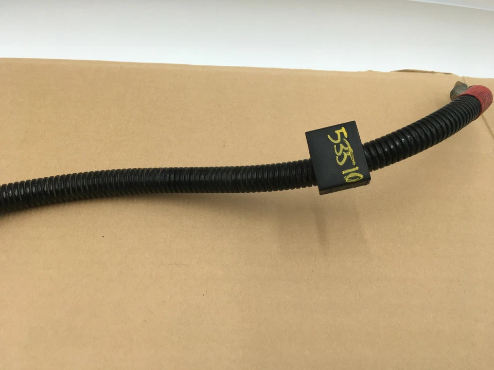 Cable de batería positivo de arranque del alternador BMW E60 535i 2008-2010 OEM. Foto 2 de 4