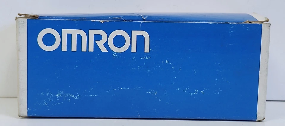 Omron E3X-A41-2M Photoelectric Sensor - Image 2 of 4
