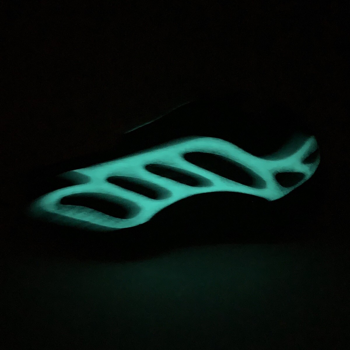 yeezy 700 v3 glow stockx
