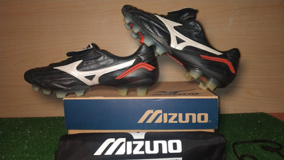 mizuno morelia wave