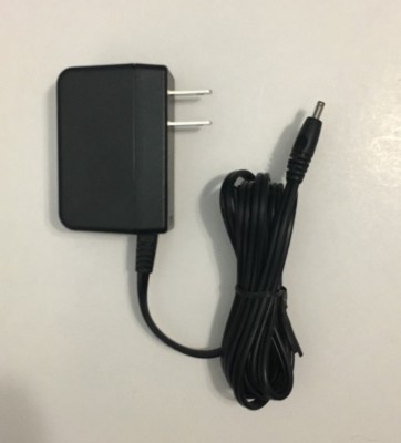 DVE DSA-15P-05 AC Switching Power Adapter 5V 2.5A 050125