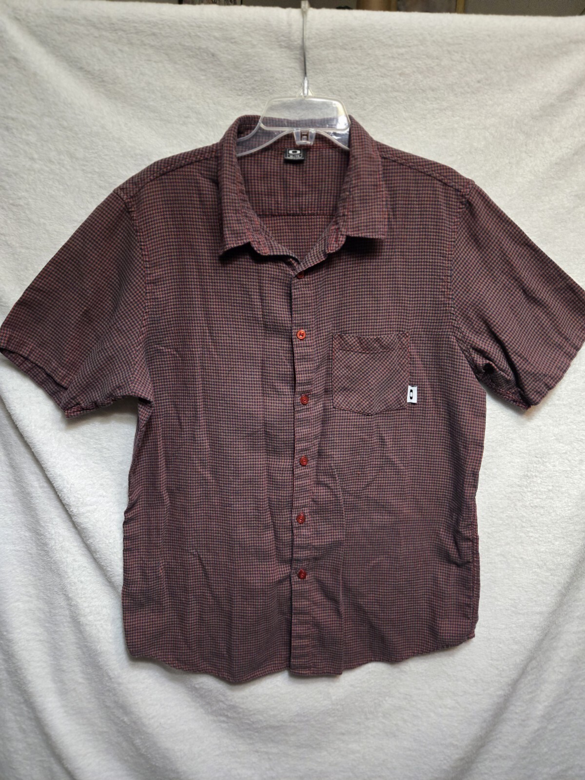 Oakley Shirt Size XL Mens Black Red Plaid Button Down Short Sleeve Y2K