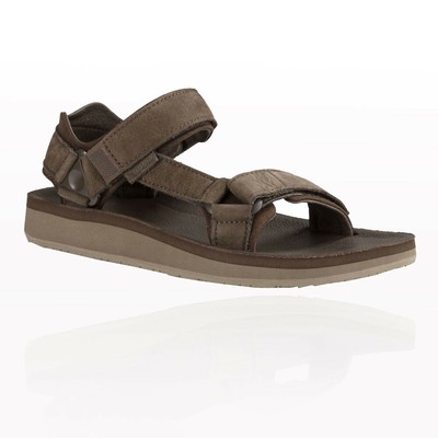 can you wash crocs with fur in them