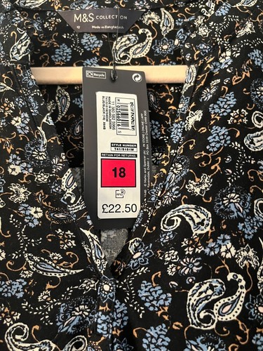 Marks and Spencers NEW blouse/Top Size 18. Black light Blue/ Beige White - Picture 4 of 5
