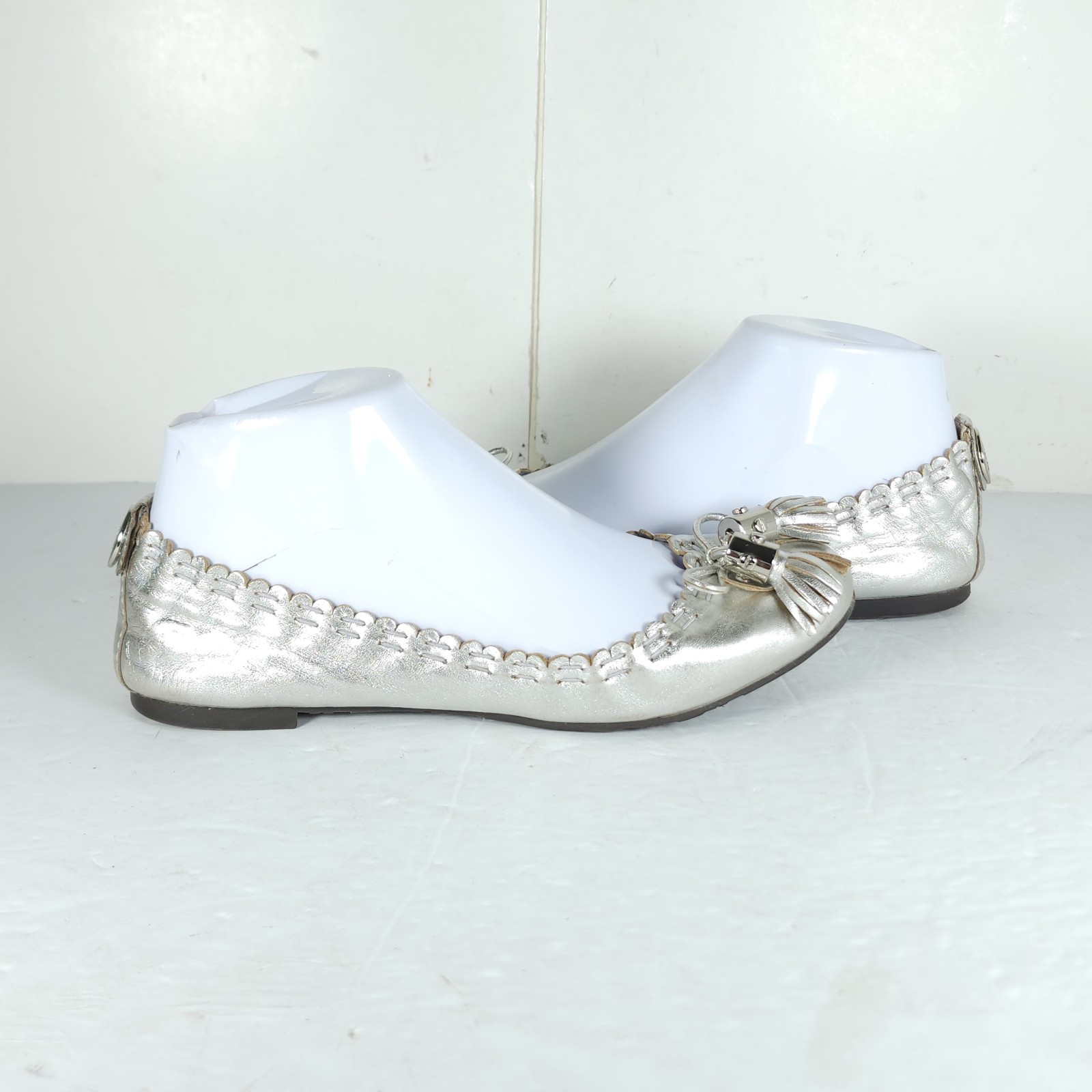 TORY BURCH Women's Reese US 6,5M Silver Leather Tassels Logo SlipOn Ballet Flats thumbnail 9