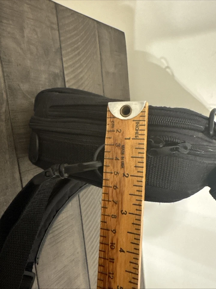 Estuche para reproductor de DVD portátil Philips 37002/PH62031 bolsa acolchada con compartimentos para correa Foto 4 de 4