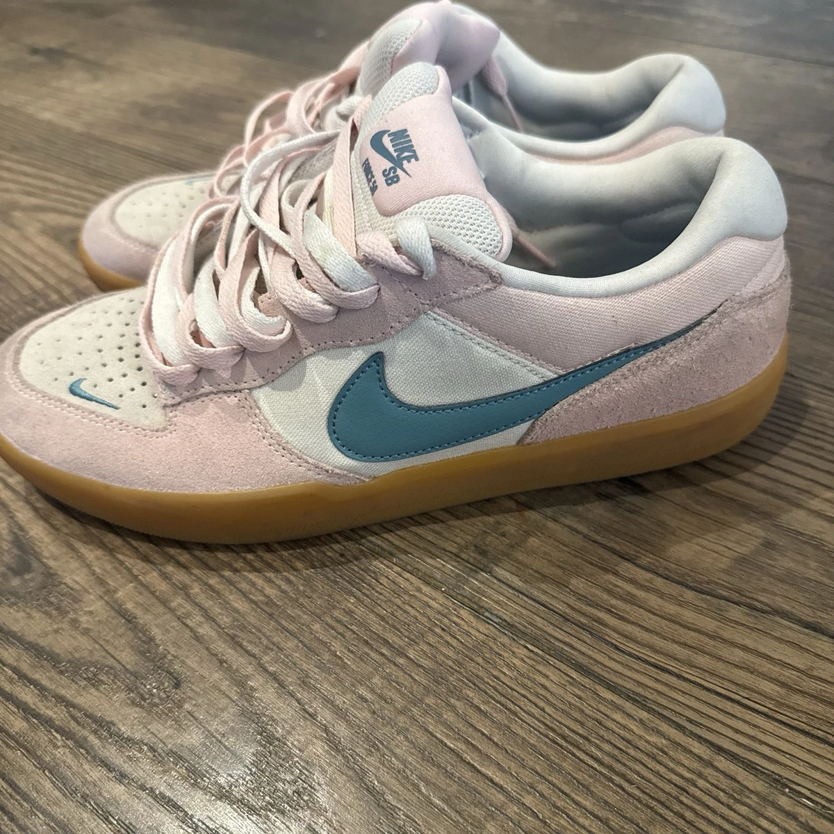 Nike Men\'s Size 8/Women\'s Size 9.5 Pink/Teal/Gum Amazon.com | Nike Women main image 3