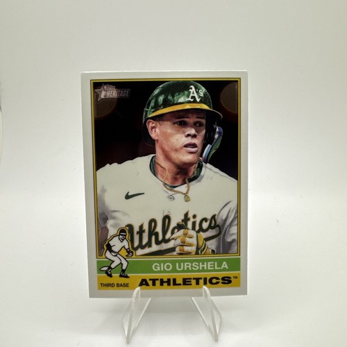 2025 Topps Heritage Gio Urshela #25 Green Border + Chrome Parallel (2) - Picture 4 of 5