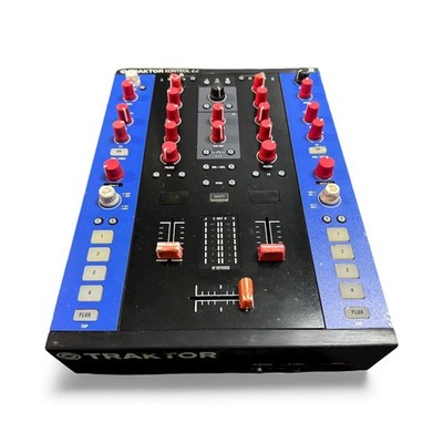 native instruments traktor kontrol z2 dj mixer