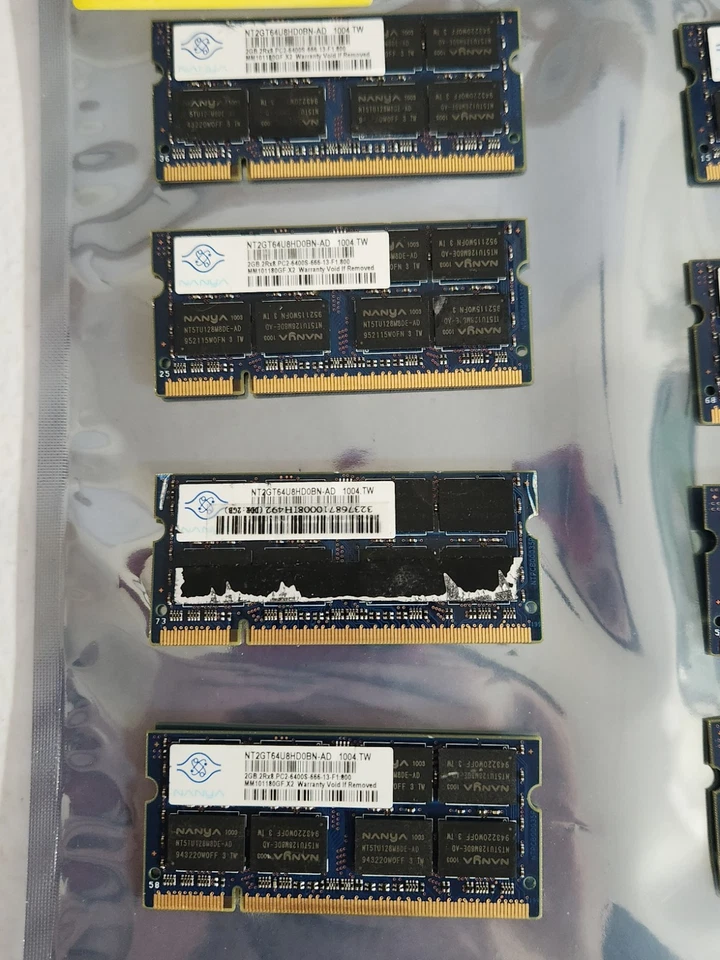Nanya 16Gb ( 8 X 2GB) TESTED! FUNCTIONAL - 8x Nanya 2GB 2Rx8 PC2-6400S-666-F1.80 - Image 3 of 4