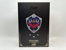 F4F Zelda EXCLUSIVE EDITION Hylian Shield  12" Painted Statue NEW mit LED Licht