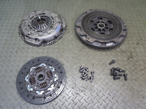 2007 NISSAN Z33 350Z FS6R31A M/T FLYWHEEL PRESSURE PLATE CLUTCH KIT SET 101K OEM