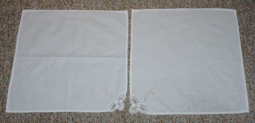 Vintage HAND EMBROIDERED & CUT WORK Tablecloth & 6 Napkins 50" x 65" - Picture 6 of 10