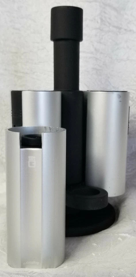 BergHOFF Neo Soporte de Condimentos Juego de 6 Sal Pimienta Especias Agitadores Metal Foto 2 de 4