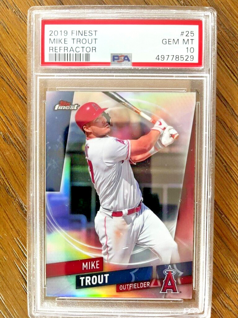 2019 Topps Finest Mike Trout Refractor Los Angeles Angels PSA 10