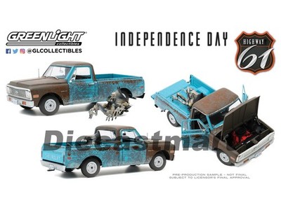 Highway 61 1:18 Independence Day 1971 Chevy C10 Weathered Blue