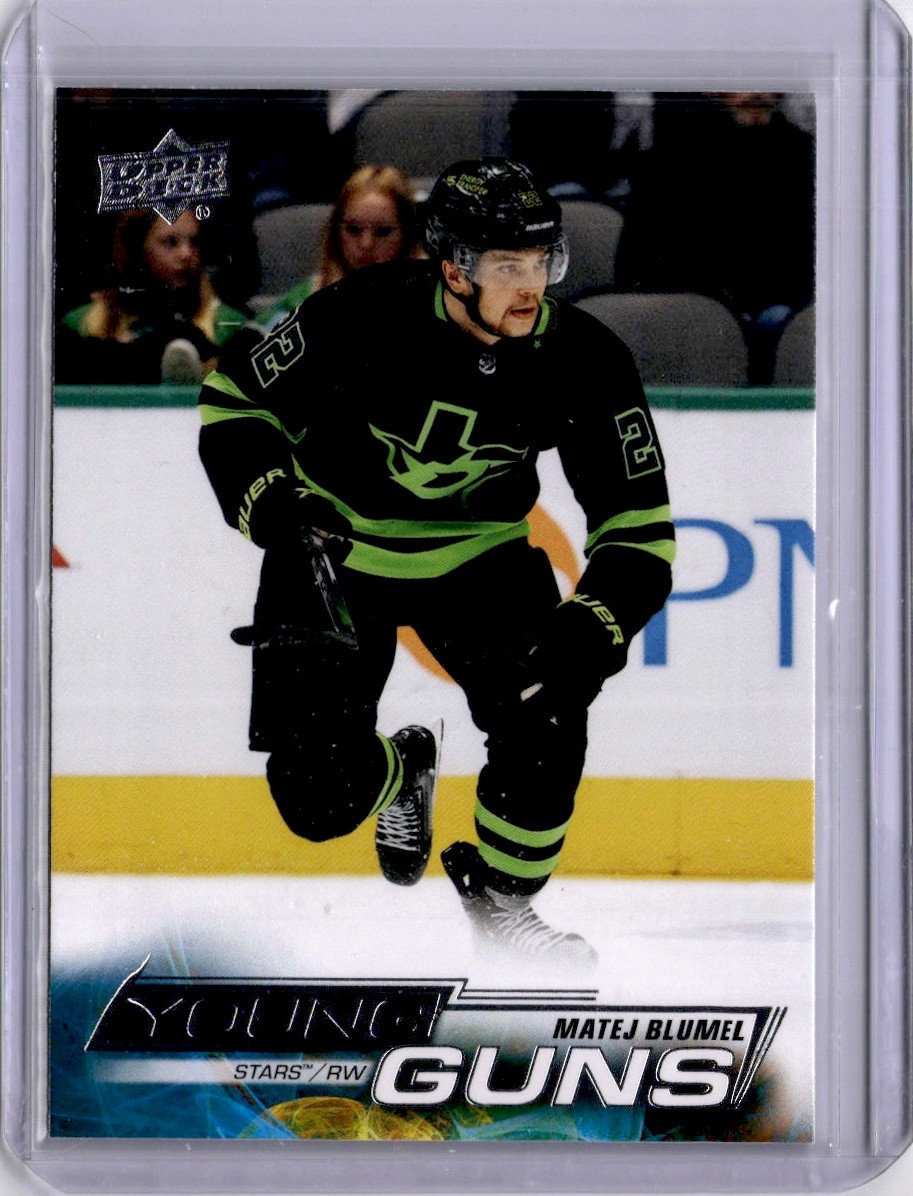 Matej Blumel Young Guns #704 2022-23 Upper Deck
