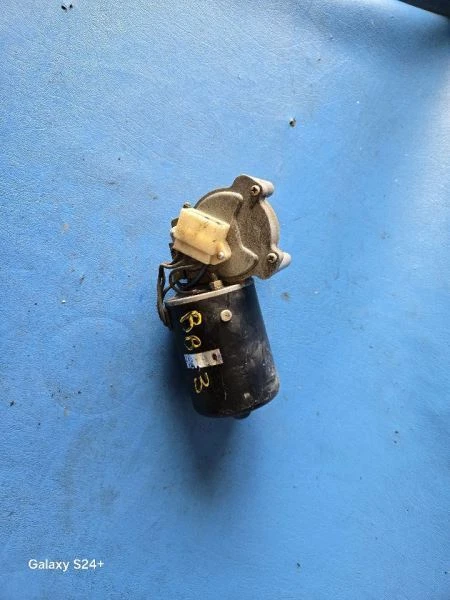 76 77 78 MOTOR LIMPIAPARABRISAS DATSUN F10 3053 Foto 2 de 3