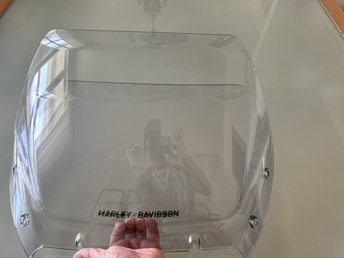 2024 RoadGlide Original HD OEM Wind Splitter 10" windshield - Picture 5 of 6