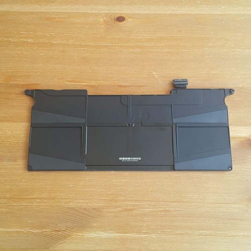 Genuine Apple MacBook Air 11" 2011 2012 A1495 Battery 5100mAh + Tools - Local - Picture 11 of 12