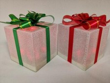 2X Light-Up Small Gift Box Christmas Ornament Hanging Xmas Tree Decoration Party