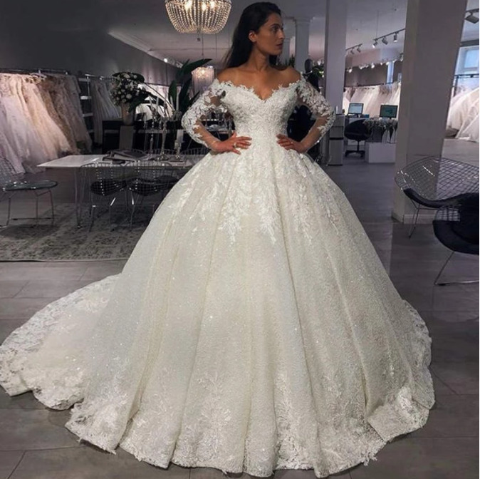 Luxury Glitter Ball Gown Lace Appliques Wedding Dresses with Train ...