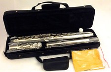 Goldstar Model Efl-100 Student Flute Closed Hole