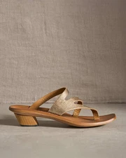 Cydwoq Hillary Sandal Leather Hand Made In USA