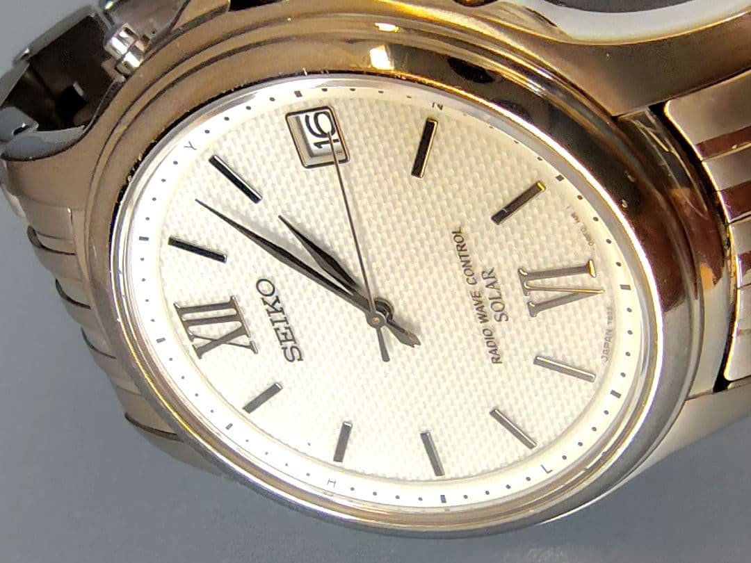 Solar SADZ033 SEIKO Dolce Watch Radio-Controlled Titanium - vintagewatches.pk