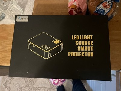 Elephas LED Lichtquelle Smart Projektor.  