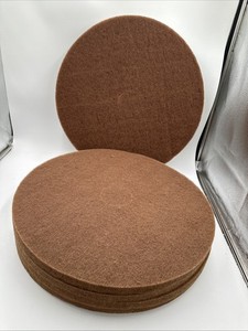 Brillo 20” Tan Buffing Floor Pads (5 Thick Nylon Pads)