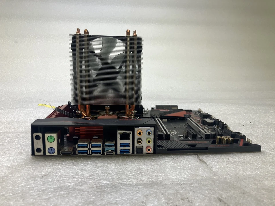 ASRock Fatal1ty X370 Gaming X Ryzen 1800X 3.6GHz Corsair RGB 16GB RAM 3200MHz - Image 4 of 4