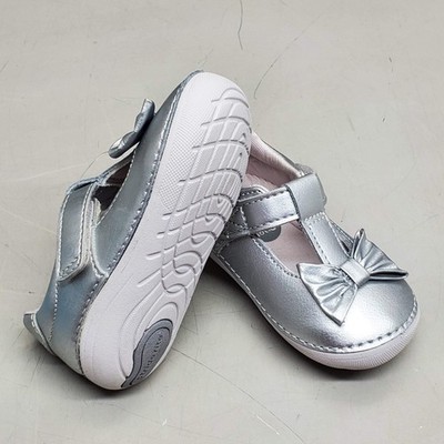 STRIDE RITE Sm Ashtyn Dress Shoes Toddler SZ 4M Silver BG036302