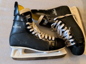 Ancien Sac De Hockey CCM Maska – Vintage Et Solide Pour Les Passionnés De Glace