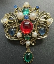 Victorian Revival Rhinestone Pearl Brooch Dangle Pendant Gold Vintage