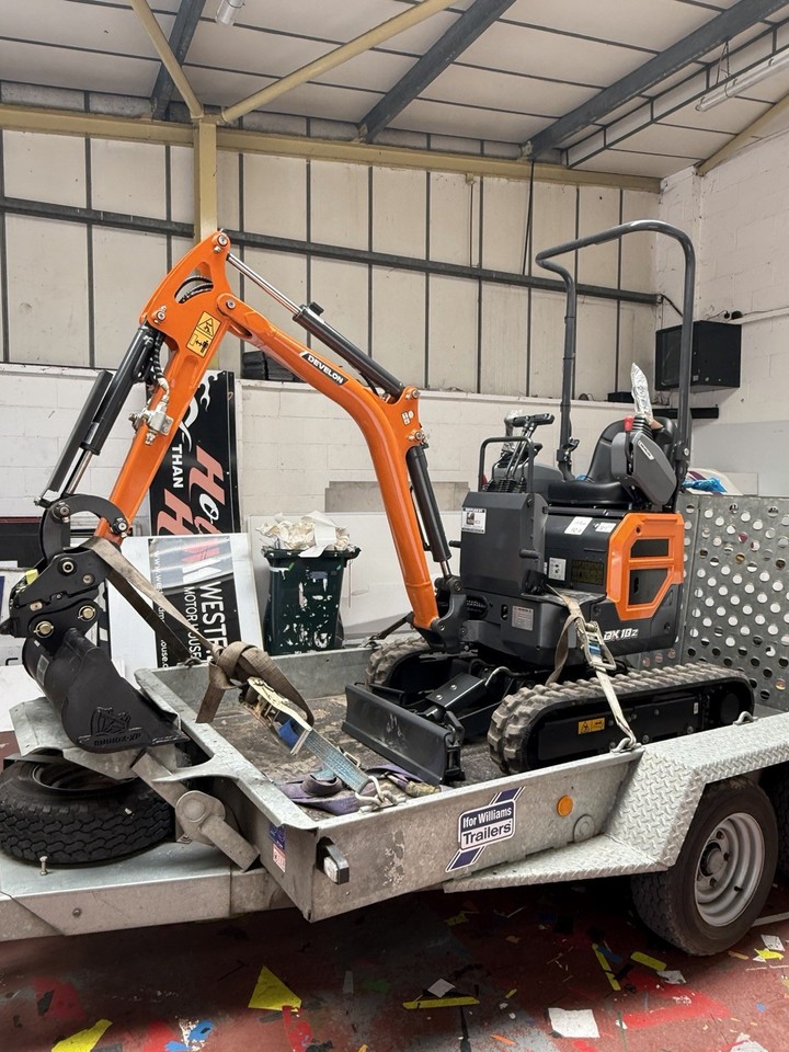 Devlon DX10Z Micro Digger 2025 Servo Levers 2 Warranty 19hours From New ...