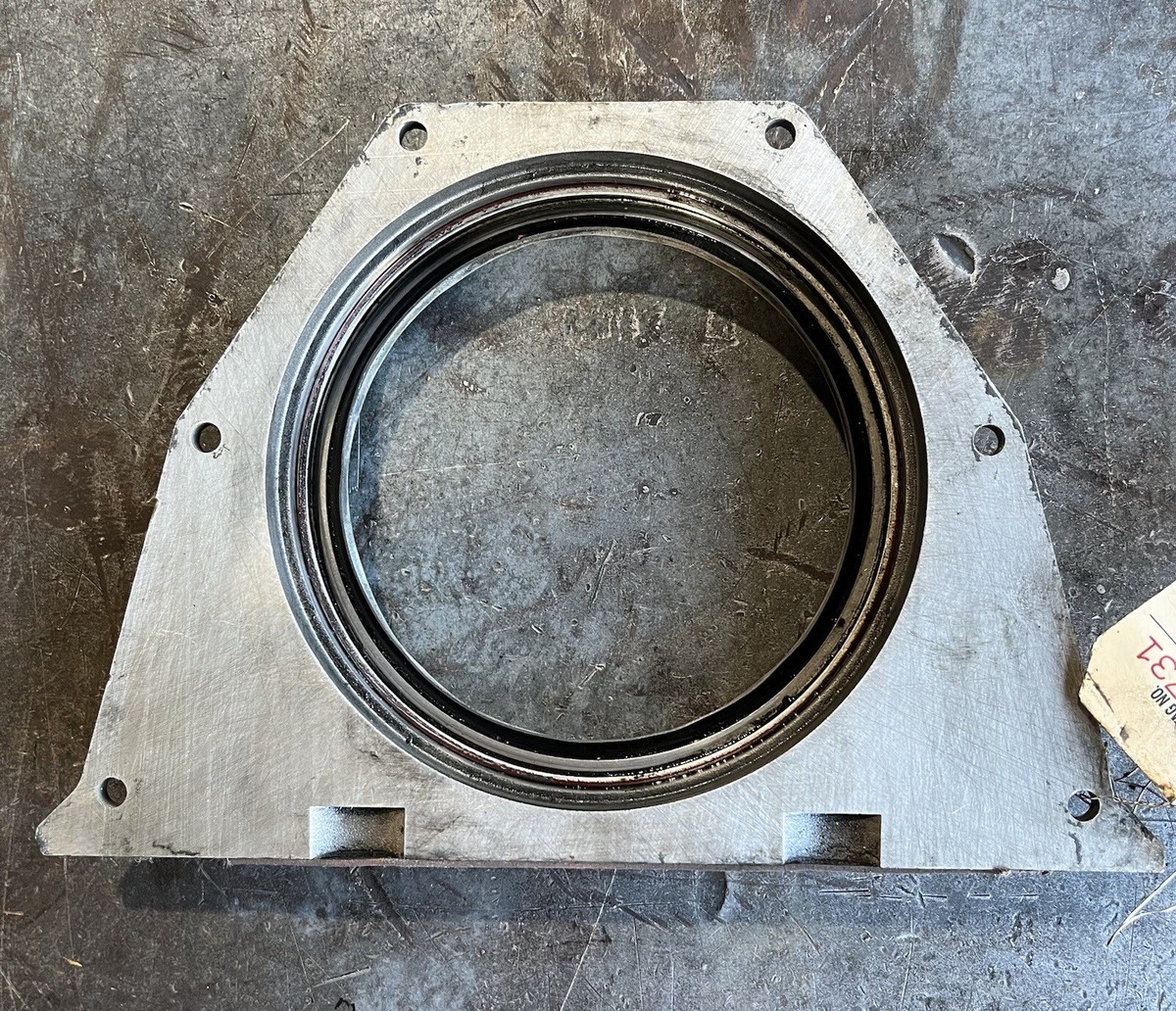 Cummins 5.9L Rear Crankshaft Seal Housing 3913447 3921043 | eBay