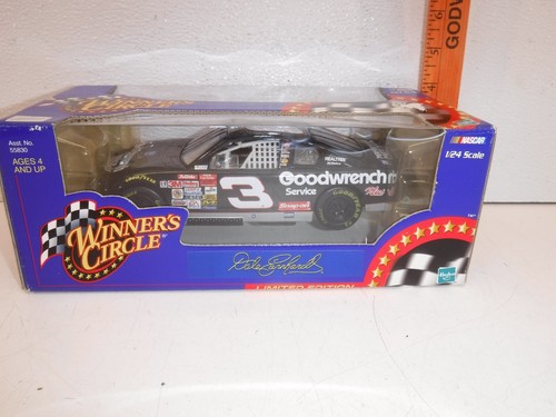 Dale Earnhardt #3 Goodwrench 2000 1:24 Winners Circle limited edition in box - Picture 3 of 9