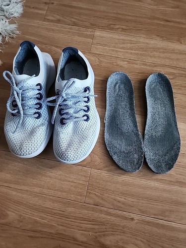 All BIRD SHOES SIZE 8.5 PRE OWNED - Picture 4 of 22