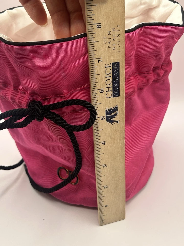 Bolso de Maquillaje Christian Dior Rosa con Cordón Satinado CD Logo Bolsa de Cosméticos De Colección Foto 4 de 4