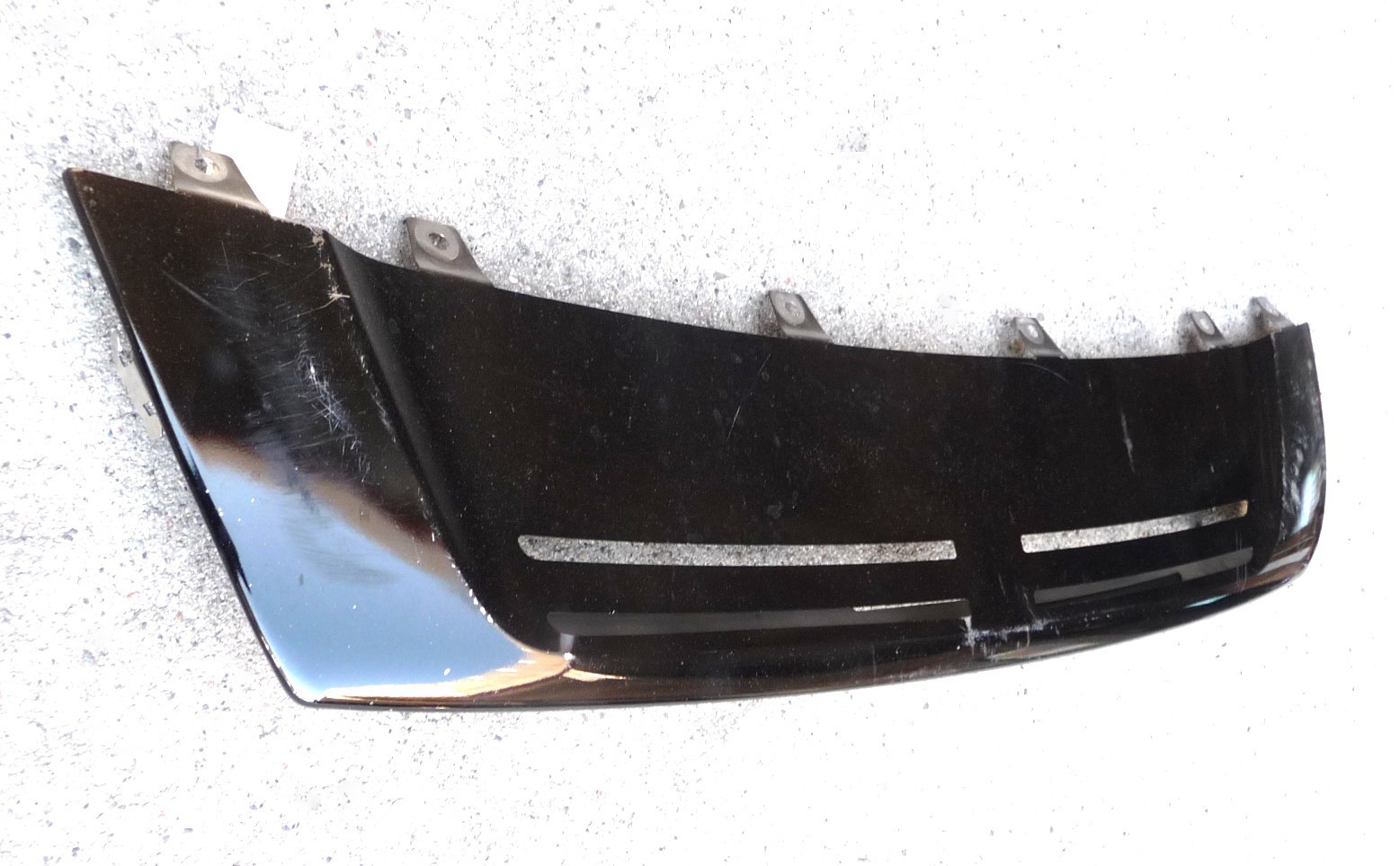 Rolls-Royce Cullinan 2019-2024 Front Lower Center trim P/N 51117448911