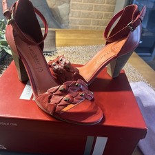 Schicke elegante MARCO TOZZI Leder Sandale mit Absatz  Rot Gr.41 Neu!