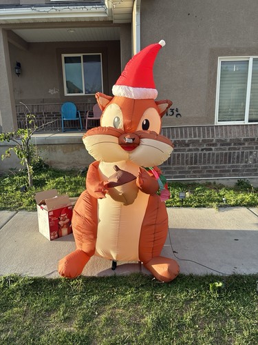 Home Accents Holiday 6,5 piedi animato LED Chipmunk gonfiabile gonfiabile Natale - Foto 5 di 14
