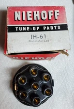 Niehoff IH-61 Distributor Cap International 460 560 606 686 756 806 856 Tractor
