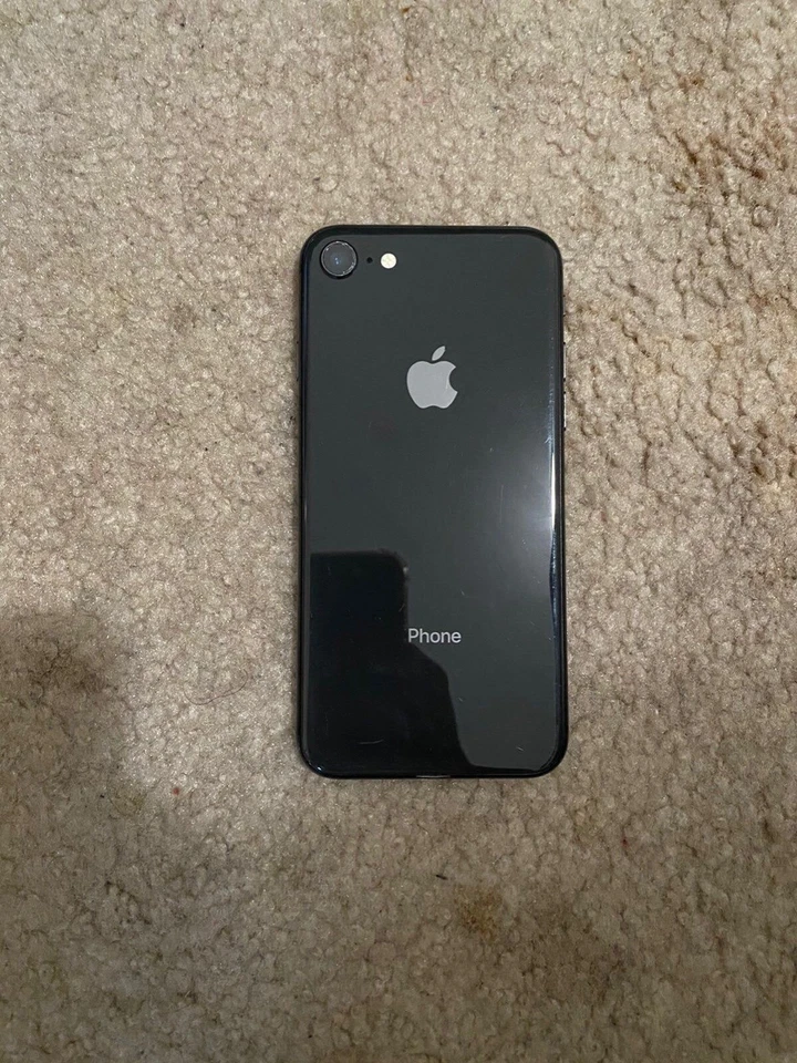 Apple iPhone 8 · 64GB, foto 2 de 5