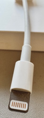 Apple Authentic Lightning to USB Camera Adapter - MD821AM/A, used in box - Bild 4 von 7