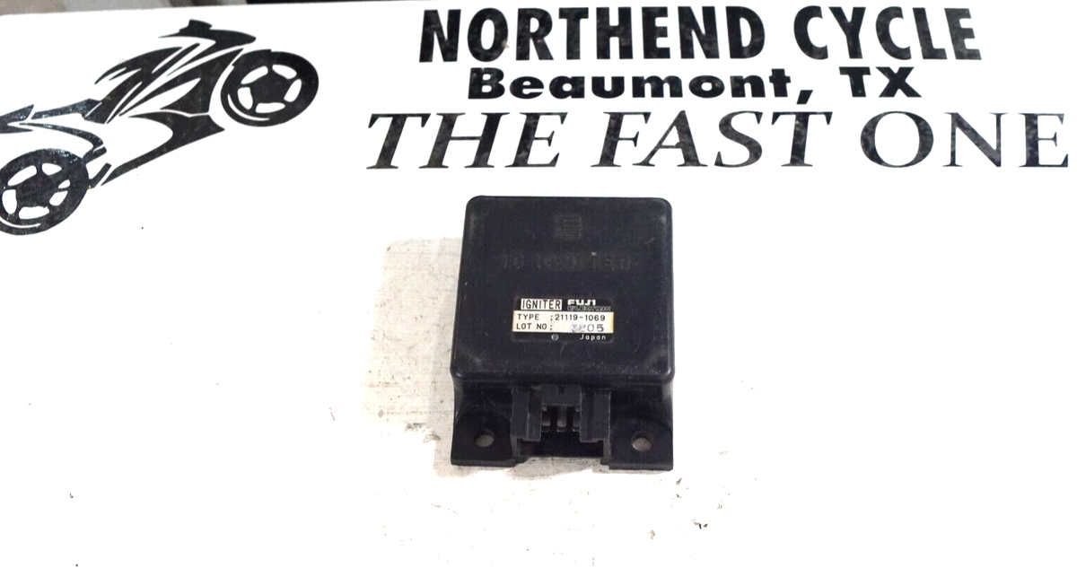 83-85 Kawasaki GPZ750 ZX750 Ignition Igniter Control Unit CDI Box