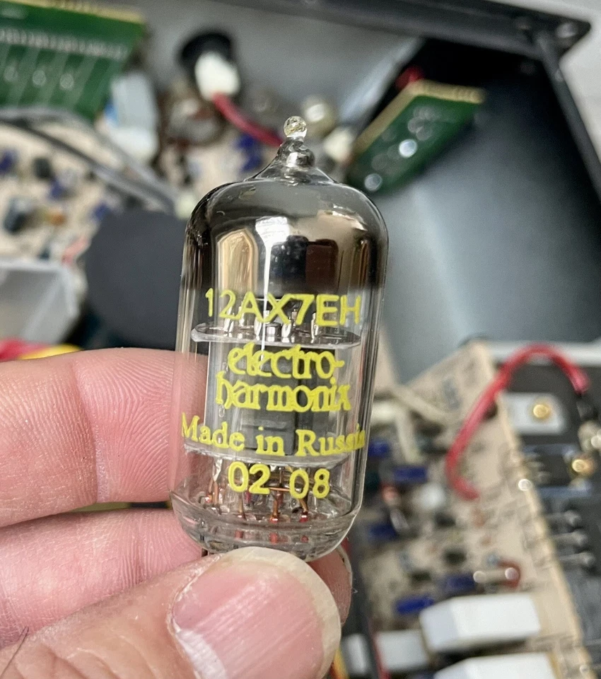 Hartke HA3500 350 Watt Bass Amp Head EH Preamp Tube & Hardcase-Serviced & Tested - Image 2 of 4